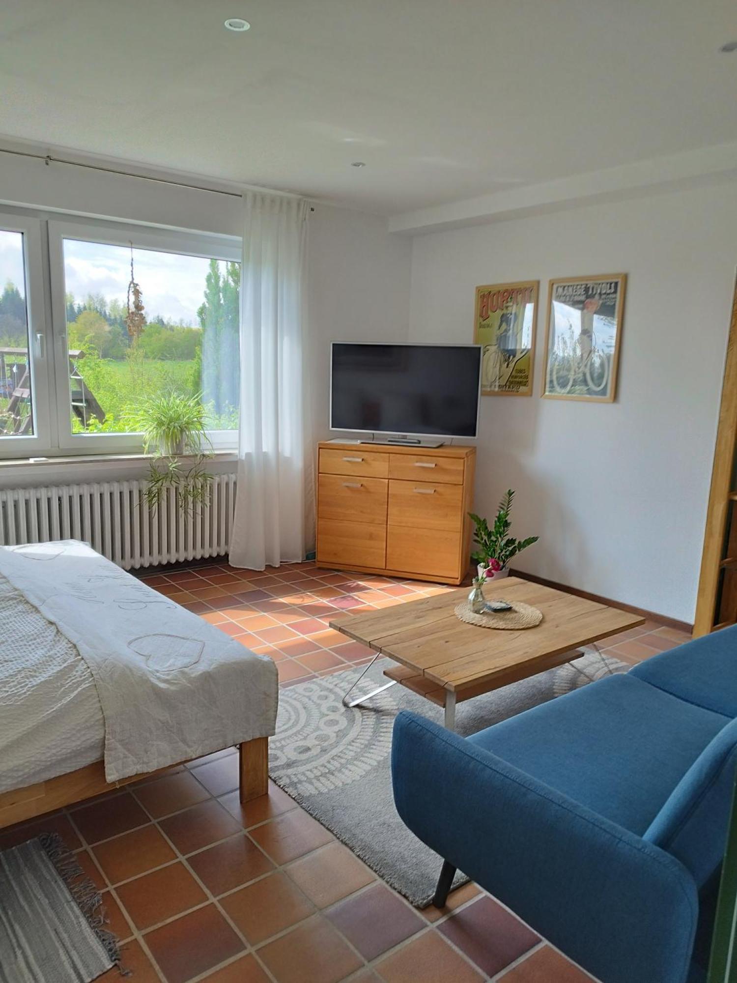 Moderne Ferienwohnung Mit Privatem Eingang - Rosa Kalletal 外观 照片